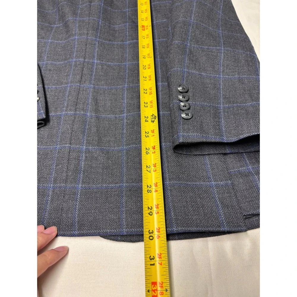 Jos. A. Bank Traveler Blazer Mens 40R Grey Blue Windowpane Plaid 100% Wool